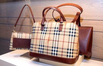 how to tell if burberry is vintage|old style Burberry handbags.